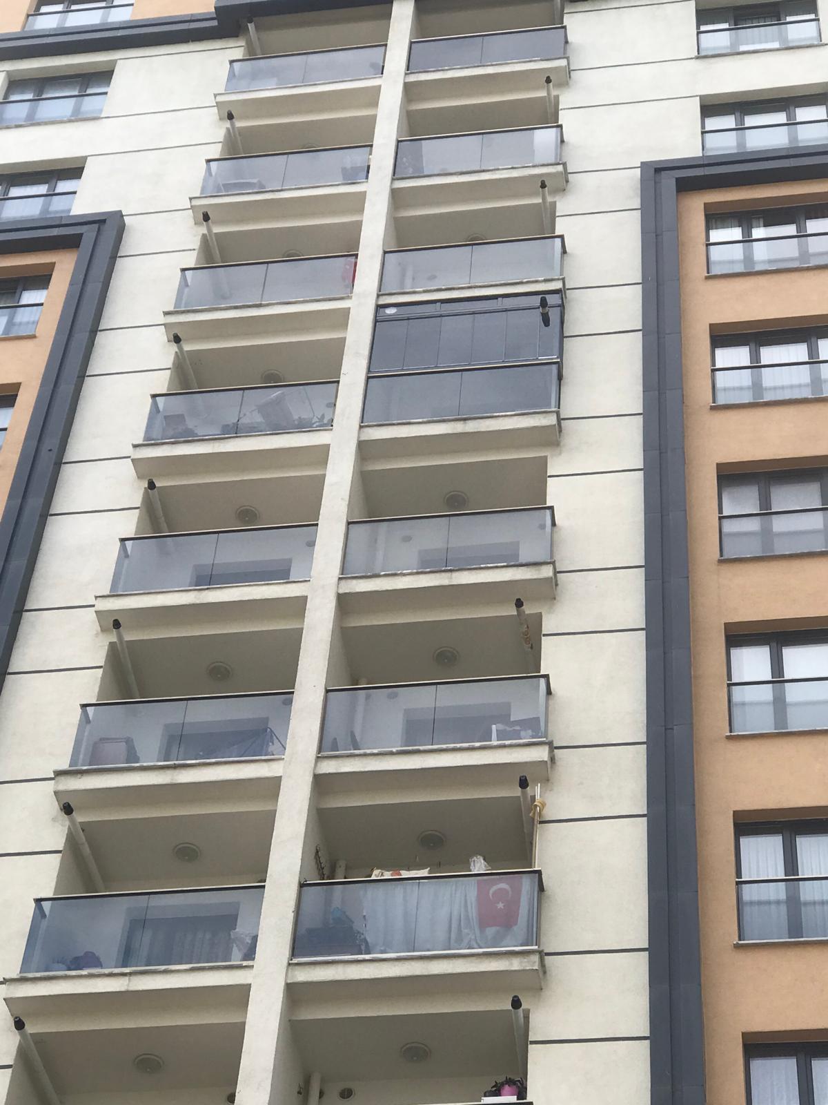 Cam Balkon , Alüminyum ve Pvc Doğrama Sistemleri